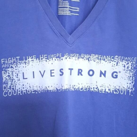 Nike Dri-Fit V-Neck Activewear Slim Fit Livestrong Graphic Tee Purple Size Small - Picture 3 of 9